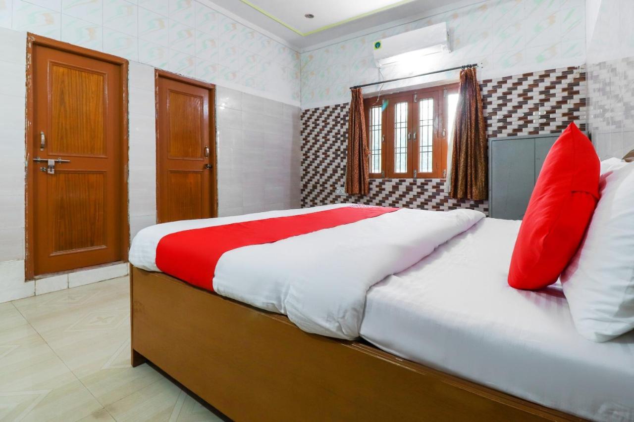 Oyo 69794 Sakshi Dham Hotel