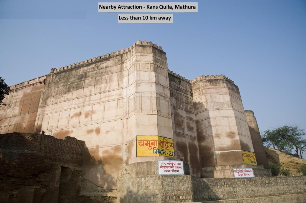 Hotel Oyo 69794 Sakshi Dham 3*