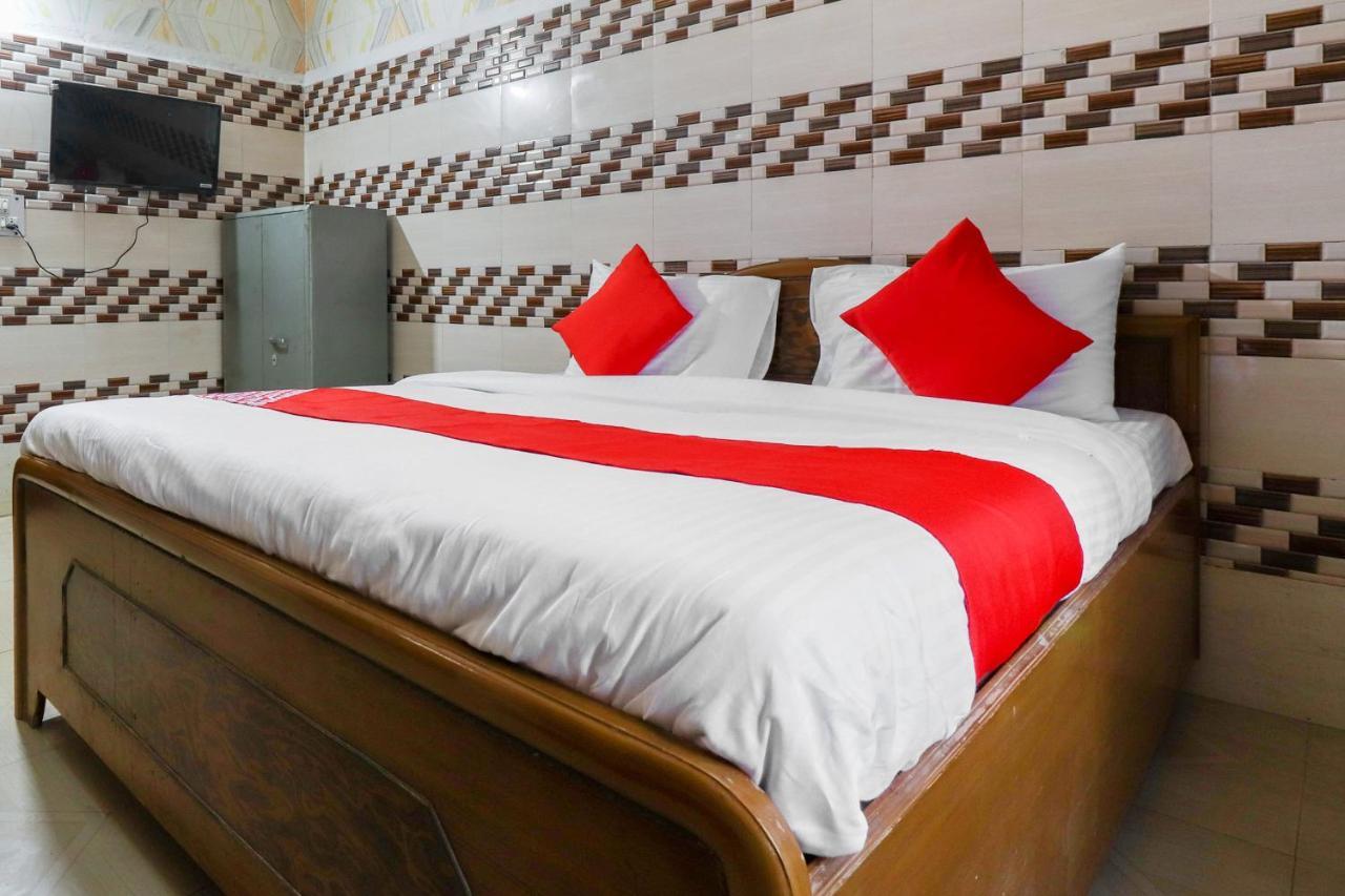 Oyo 69794 Sakshi Dham Hotel